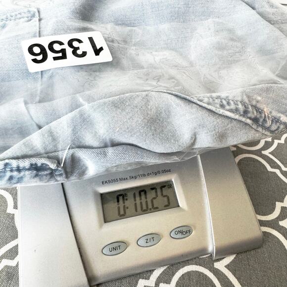 VTG Joop Thrashed Chambray Denim Shirt Women’s Small Blue Ripped Grunge Western - Picture 10 of 10